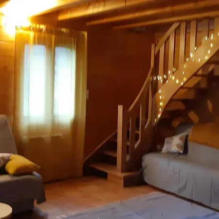 Chalet Le De Pierrot La Malene